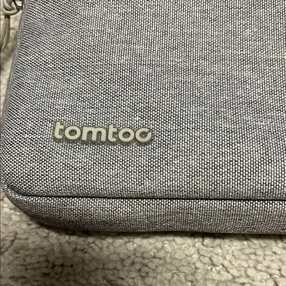 Tomtoc Gray Tablet Sleeve
